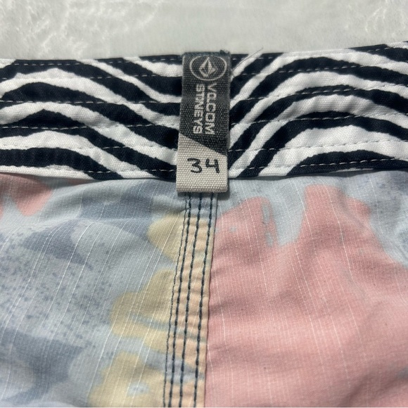 VOLCOM Stoneys Board Shorts Gray Floral Pockets Sz 34 - Picture 10 of 14